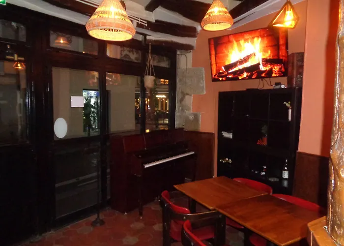 Les Degres De Notre Dame Hotel