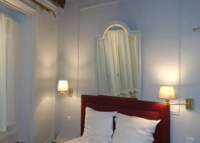 Les Degres De Notre Dame Hotel Paris