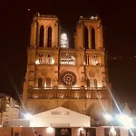 Szálloda Les Degres De Notre Dame 2*