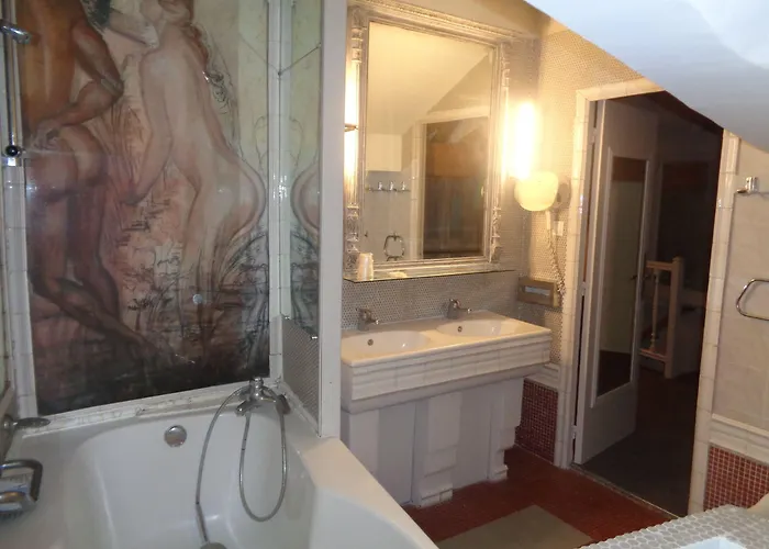 Otel Les Degres De Notre Dame Paris